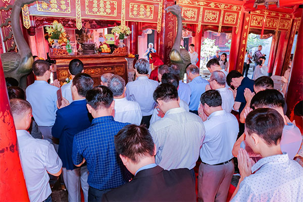 Dòng họ Ninh tổ chức chương trình khuyến học tại VMQTG năm 2022 ảnh 7